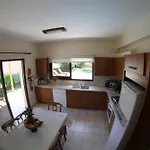 Villa Eve Rozaki *